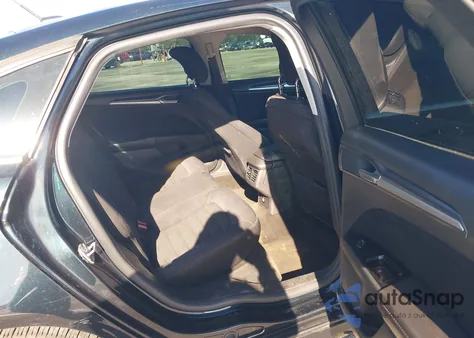 2014 Ford Fusion Se z USA, uszkodzony, nr VIN 3FA6P0H72ER130284